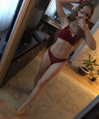 ✨Я живу в Москве, и готова предложить тебе широкий спектр услуг. В мои возможности входит все, что можно себе представить: от классического секса и оральных ласк до экспериментов в постели и ролевых игр.
💋Мои клиенты всегда остаются довольными и возвращаются ко мне снова и снова. У меня множество положительных отзывов, которые говорят о моей нежности, профессионализме и открытости к новым приключениям.
📷В моем арсенале есть обворожительные фото, которые помогут тебе представить, насколько я соблазнительная и сексуальная соблазнительница.
💼Встречи координаруются лично со мной, и я обязуюсь быть конфиденциальной и чуткой к твоим пожеланиям. Захочешь разнообразия и запоминающегося времени проведенного в Москве - обращайся ко мне, и я покажу тебе, что такое истинное наслаждение! Нелия